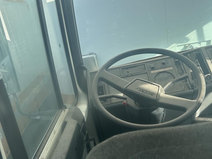 1994-volvo-fe42-image-48