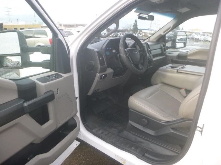 2017-ford-f250-image-9