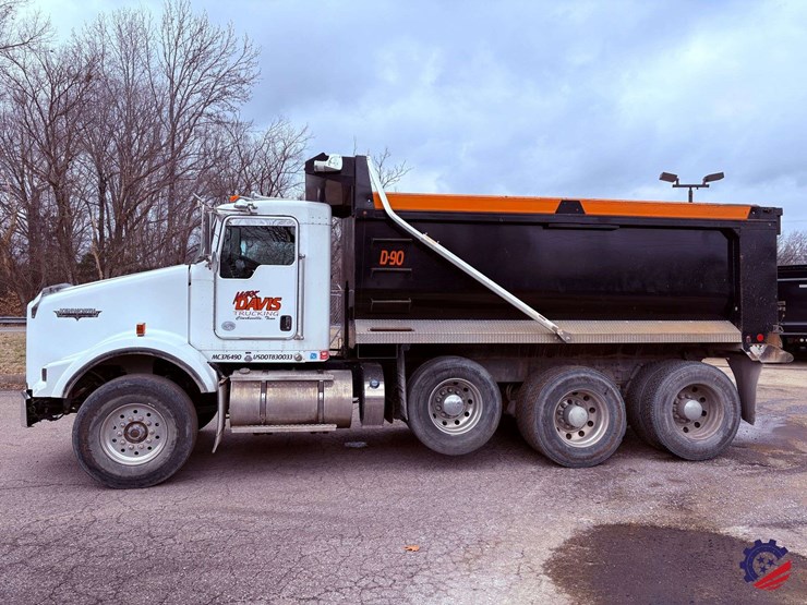 2016-kenworth-t800-image-2