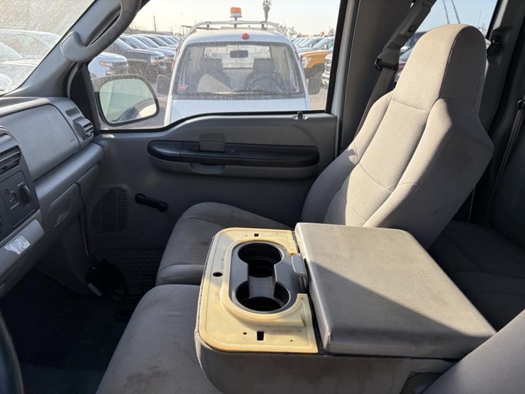 2005-ford-f250-image-14