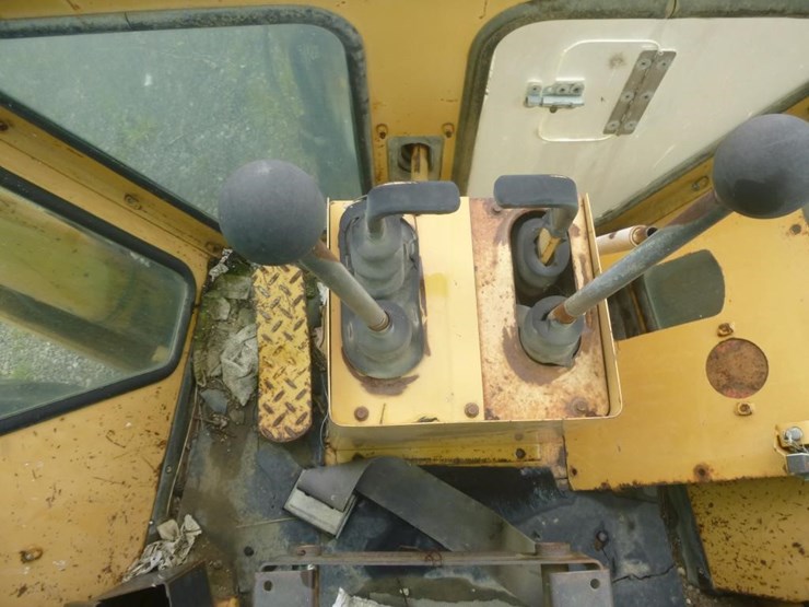 1986-ford-655a-image-27