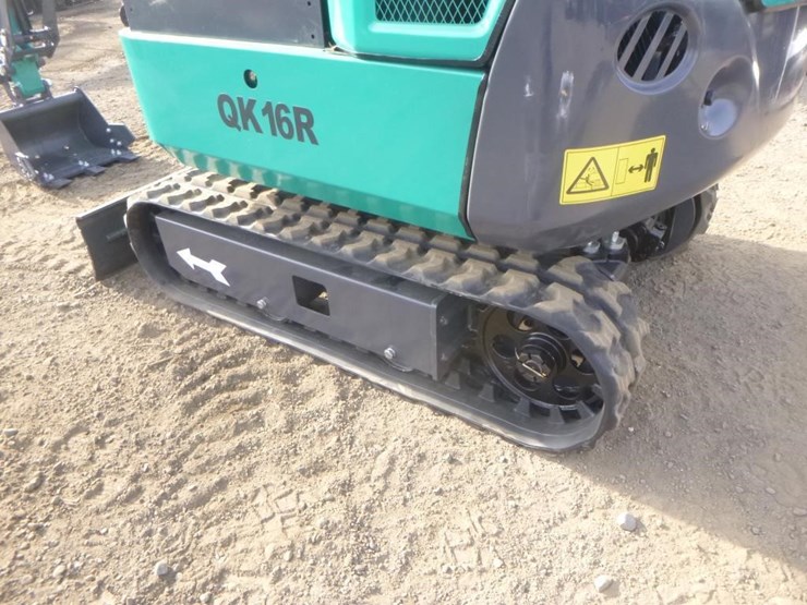 2025-agt-qk16r-hydraulic-excavator-image-27