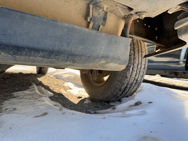 2004-chevrolet-tracker-image-12