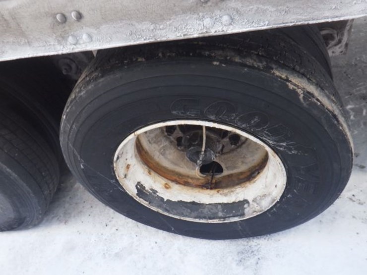 2019-utility-4000d-x-image-9