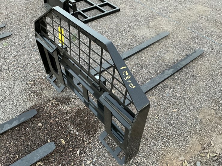 5ft-fork-attachment-for-skid-steer-image-4