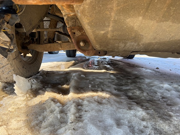 2015-chevrolet-tahoe-image-17