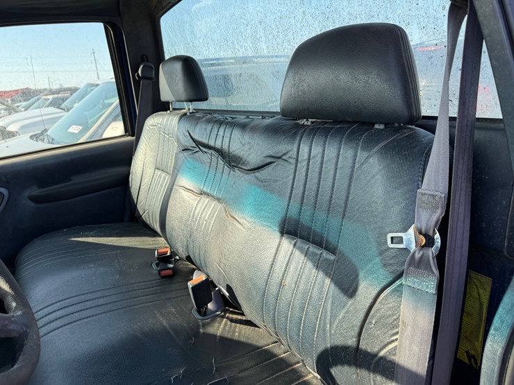 1997-chevrolet-3500-image-31