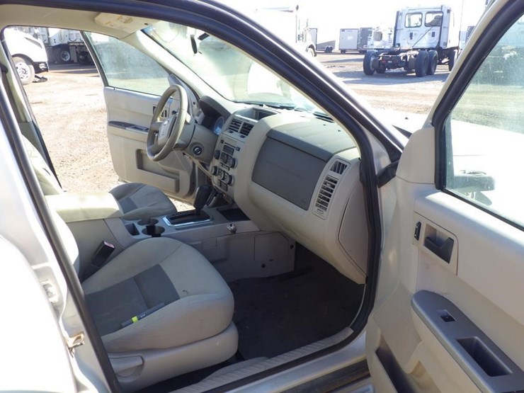 2008-ford-escape-image-6