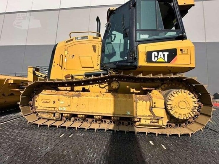 2015-caterpillar-d3k2-lgp-image-9