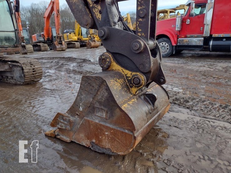 2004-caterpillar-315cl-image-18