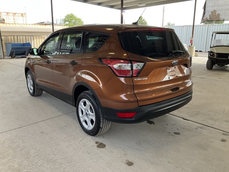 2017-ford-escape-image-5