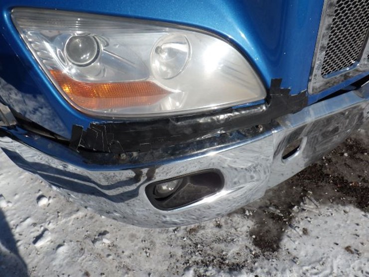 2019-peterbilt-579-image-4