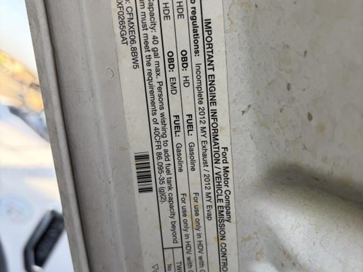 2012-ford-f550-image-8