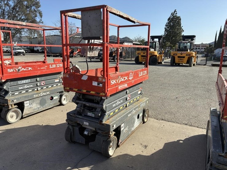 skyjack-sjiii3219-image-1