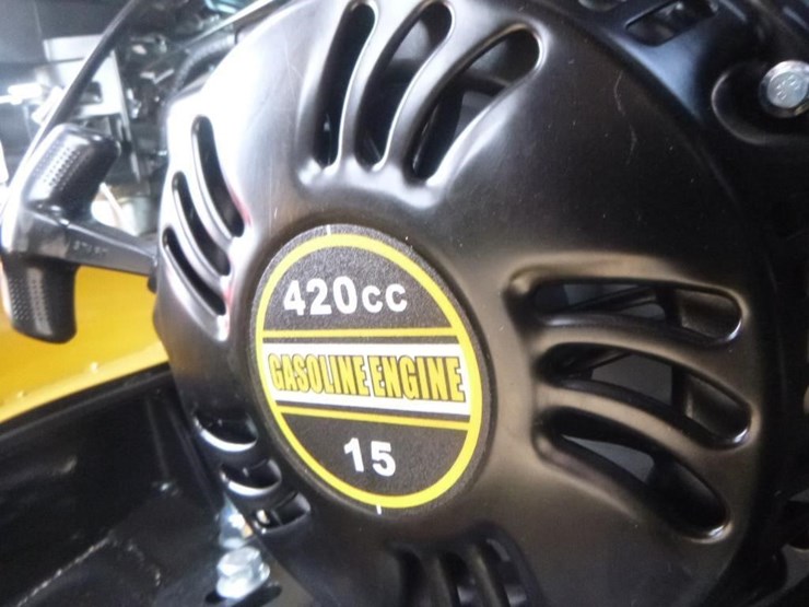 agt-h12r-hydraulic-excavator-image-25