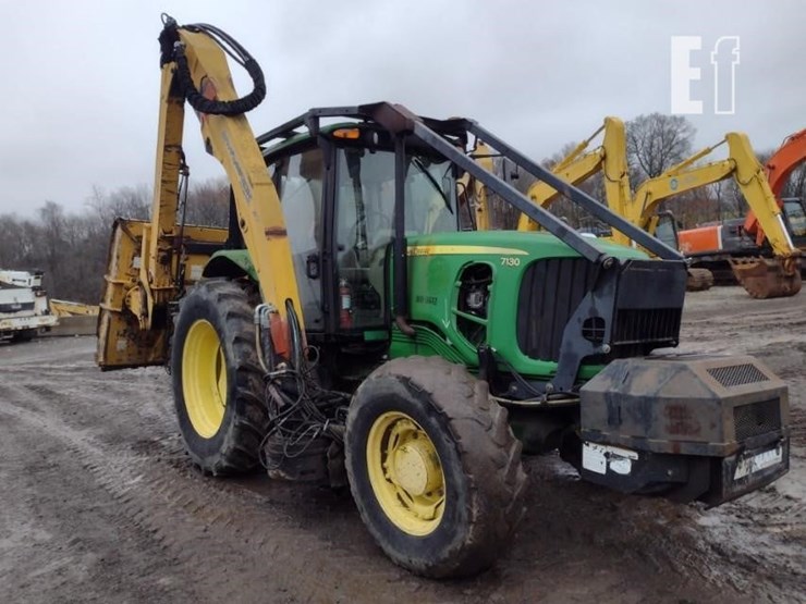 2010-john-deere-7130-image-34