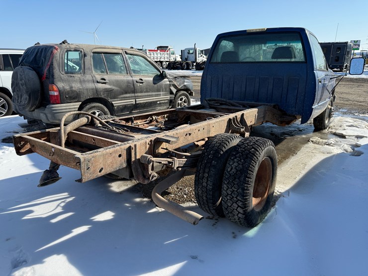 1997-chevrolet-3500-image-3