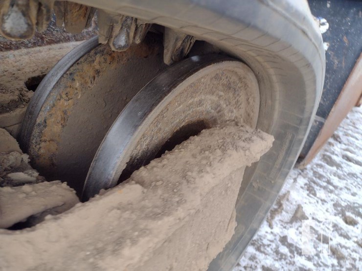 2018-bobcat-t590-image-34