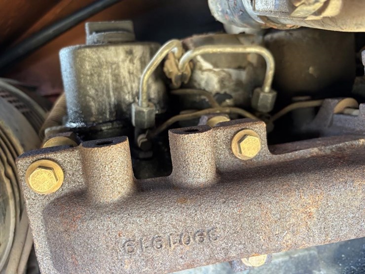 2005-jlg-8042-image-59