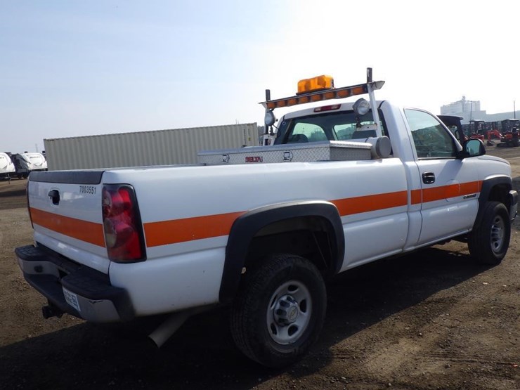 2007-chevrolet-2500hd-image-3