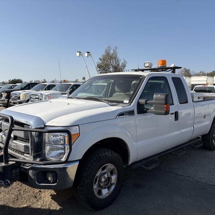 2011 FORD F250 SD XLT