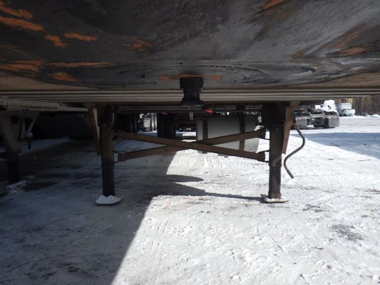 2013-utility-3000r-image-4