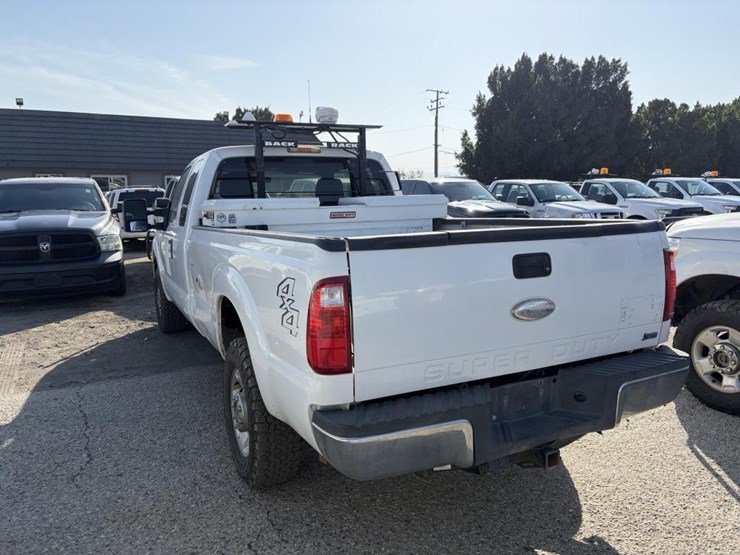 2011-ford-f250-sd-xlt-image-2