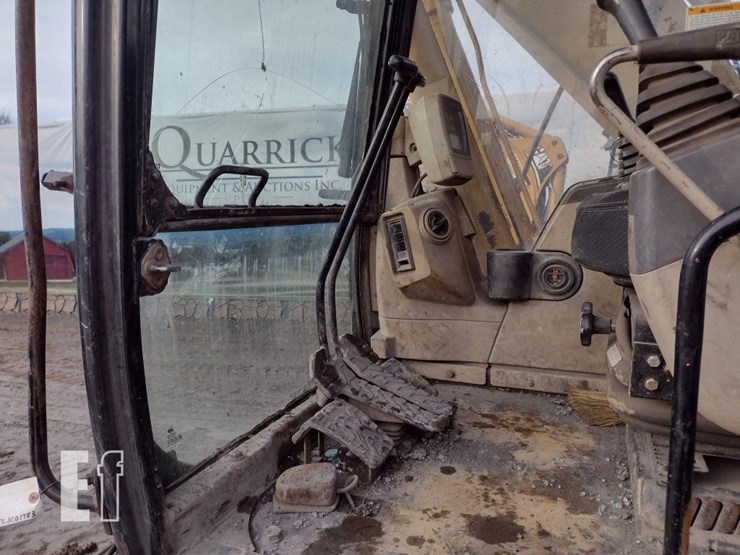 2004-caterpillar-315cl-image-12