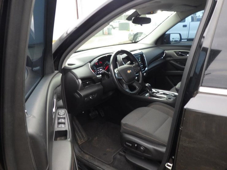 2018-chevrolet-traverse-image-5