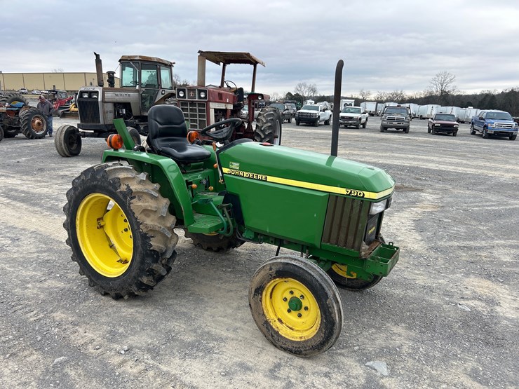 john-deere-790-image-5