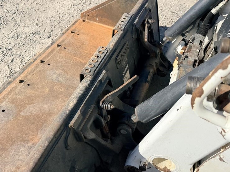 2022-bobcat-t66-image-6