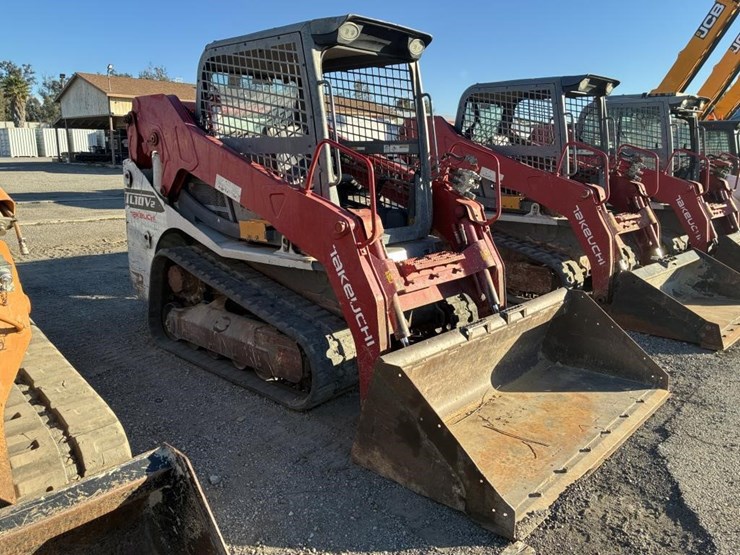 2019-takeuchi-tl10v2-image-2