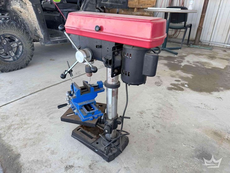 skil-3320-10-inch-benchtop-drill-press-image-3