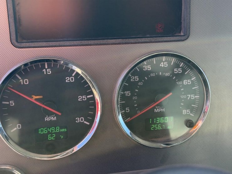 2019-kenworth-t370-image-21