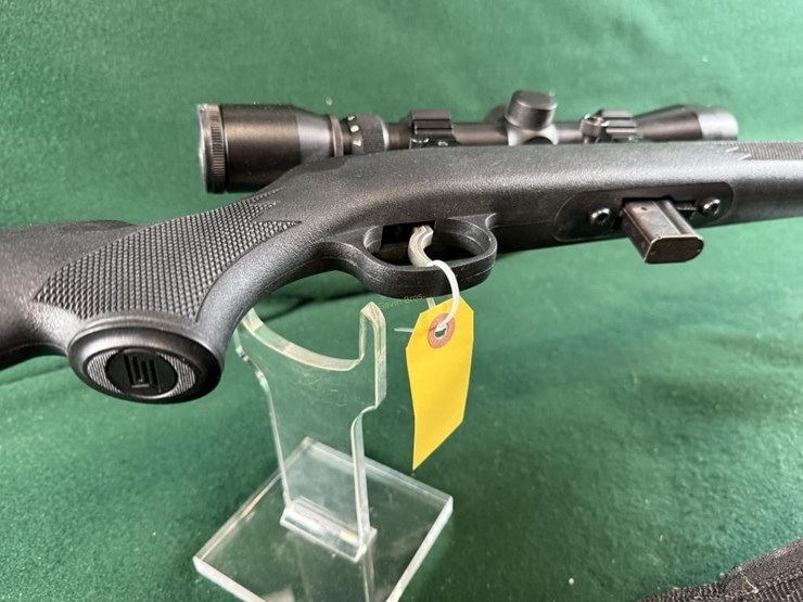 marlin-mdl-64-.22-lr-rifle-image-7