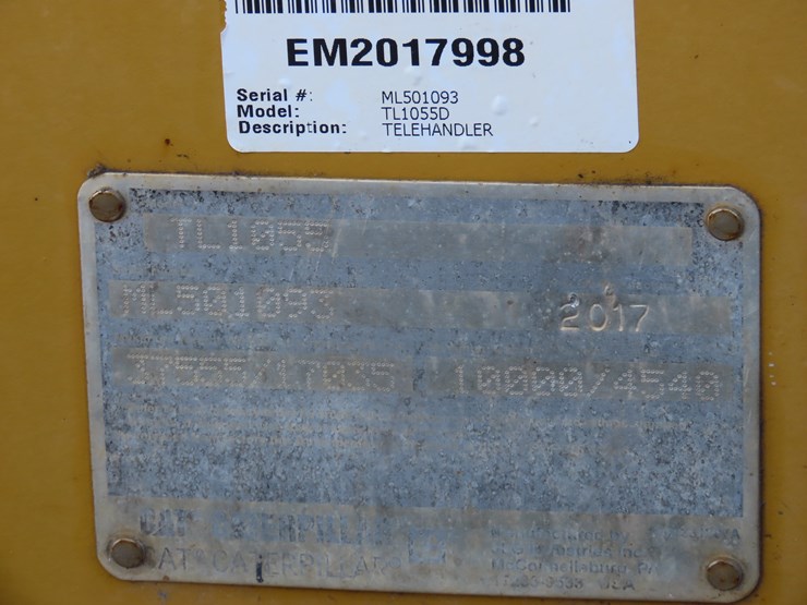 2017-caterpillar-tl1055d-image-13