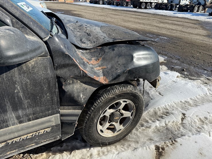 2001-chevrolet-tracker-image-20