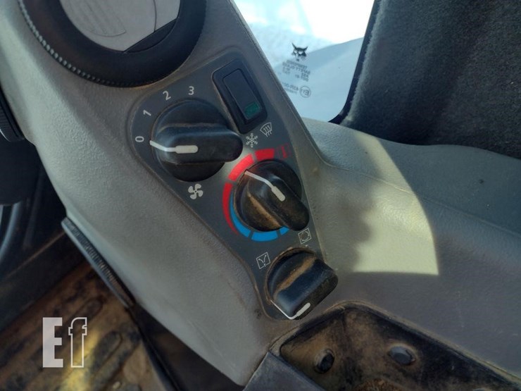 2012-bobcat-e45-image-9