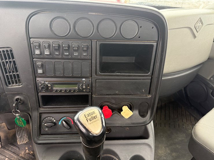 2013-timpte-hopper-bottom-image-62