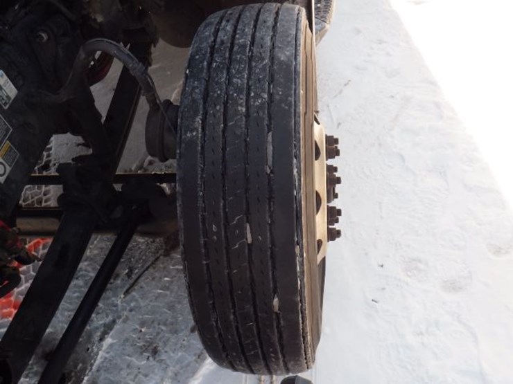 2021-peterbilt-579-image-28