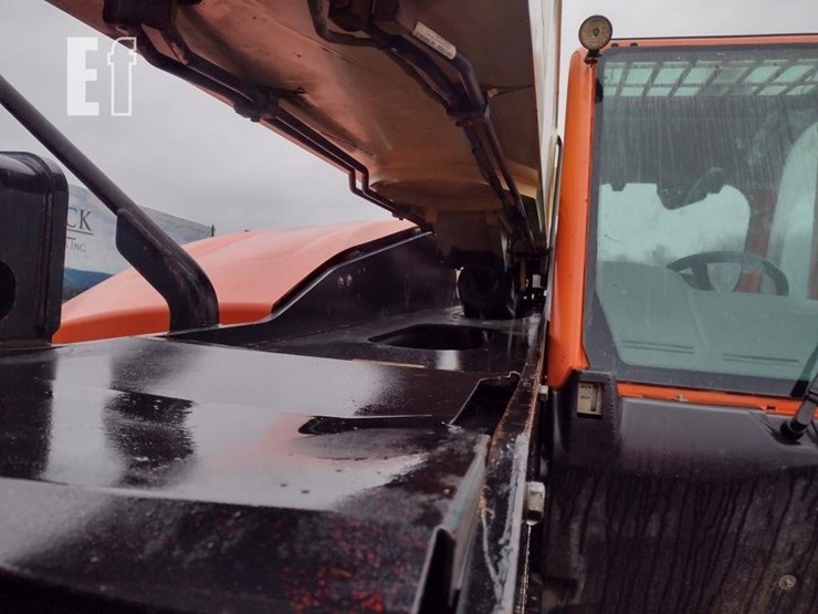 2016-jlg-1255-image-17