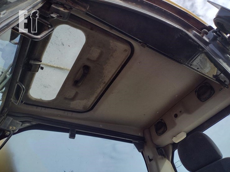 2009-komatsu-pc138us-lc-8-image-15