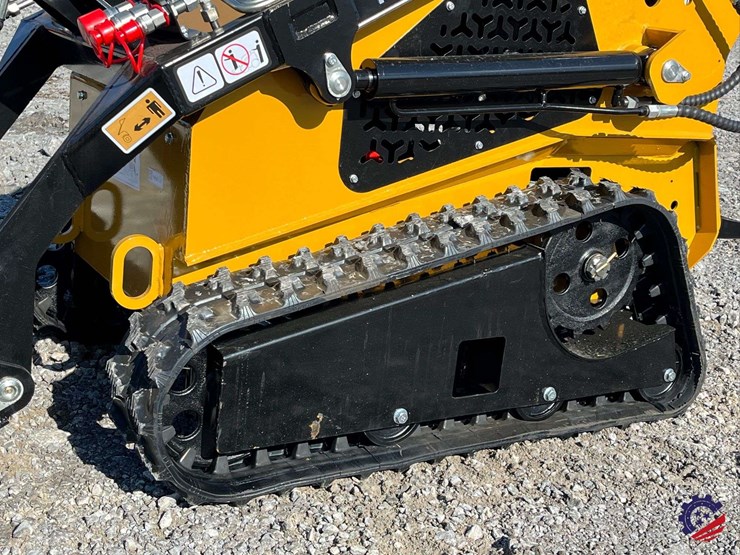 2026-agt-mx-crt23-compact-track-loader-mini-skid-steer-image-7