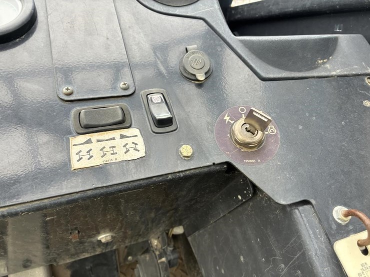 2015-genie-gth1056-image-15