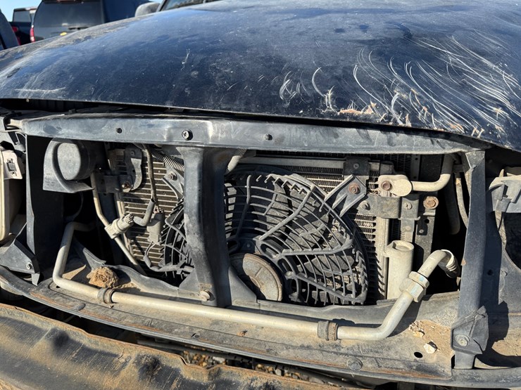 2001-chevrolet-tracker-image-25