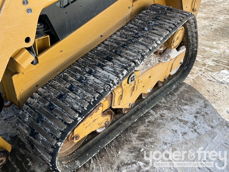 2023-caterpillar-259d3-image-15