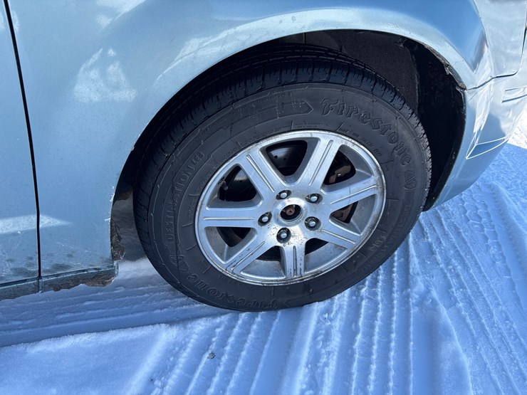 2008-chrysler-town-&-country-image-32