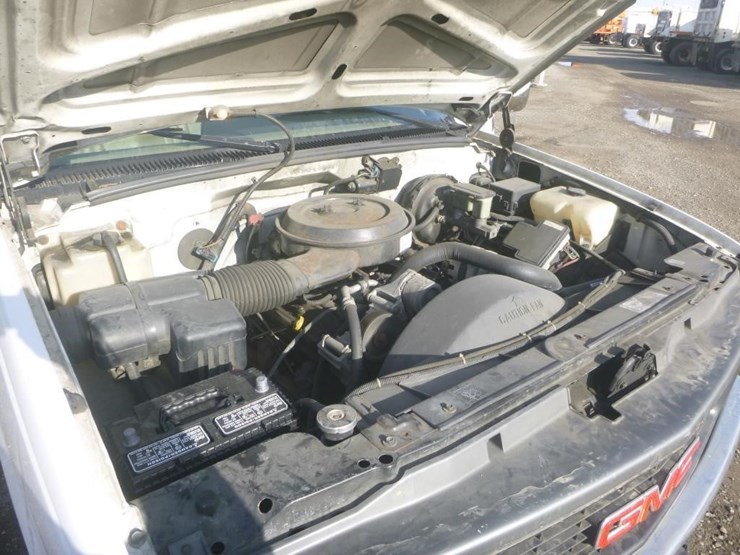 1995-gmc-2500-image-11