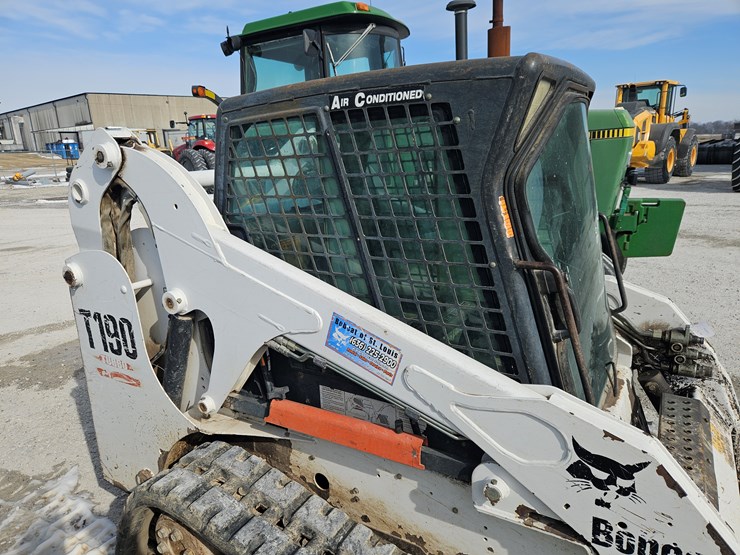 2003-bobcat-t190-image-24