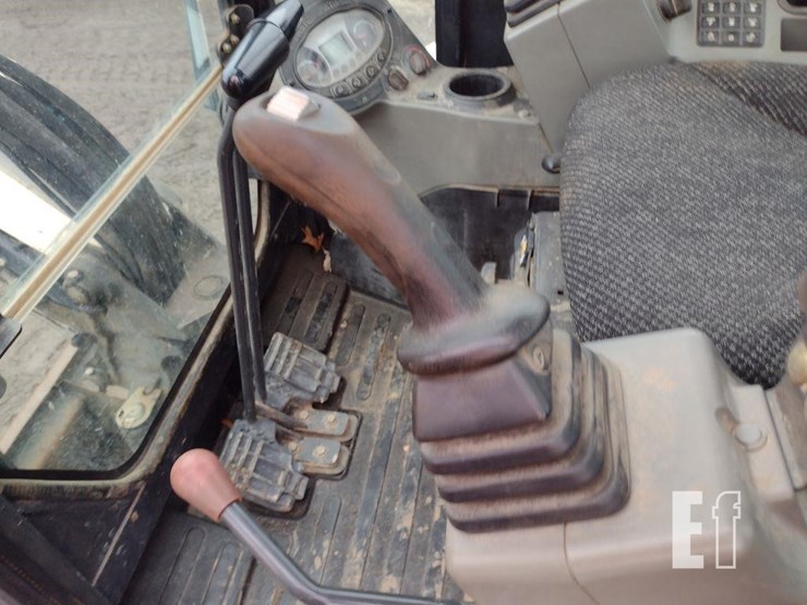 2014-bobcat-e35-image-11